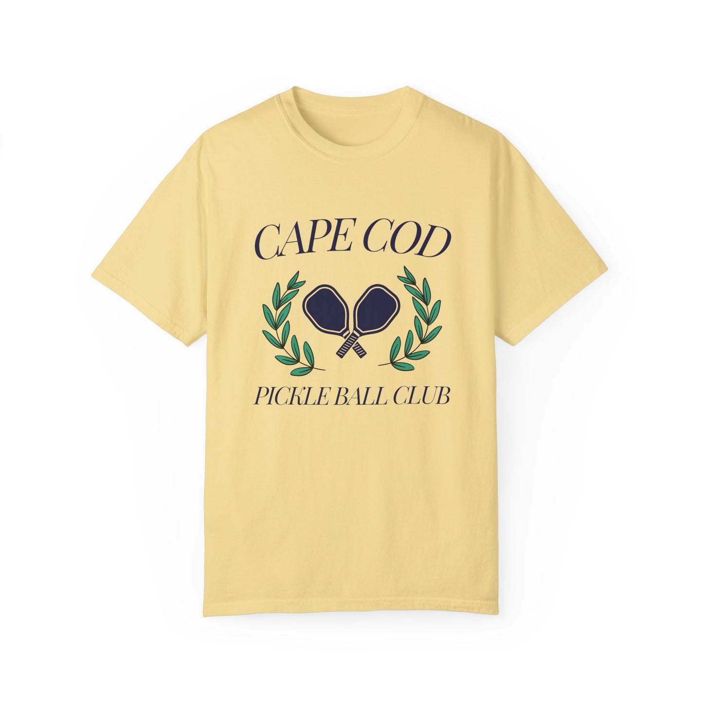 Comfort Colors Cape Cod Pickleball Club t-shirt with paddle and laurel design – unisex coastal tee for pickleball enthusiasts, available S–4XL.