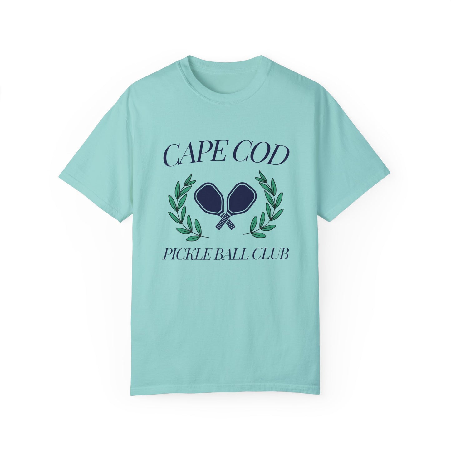 Comfort Colors Cape Cod Pickleball Club t-shirt with paddle and laurel design – unisex coastal tee for pickleball enthusiasts, available S–4XL.