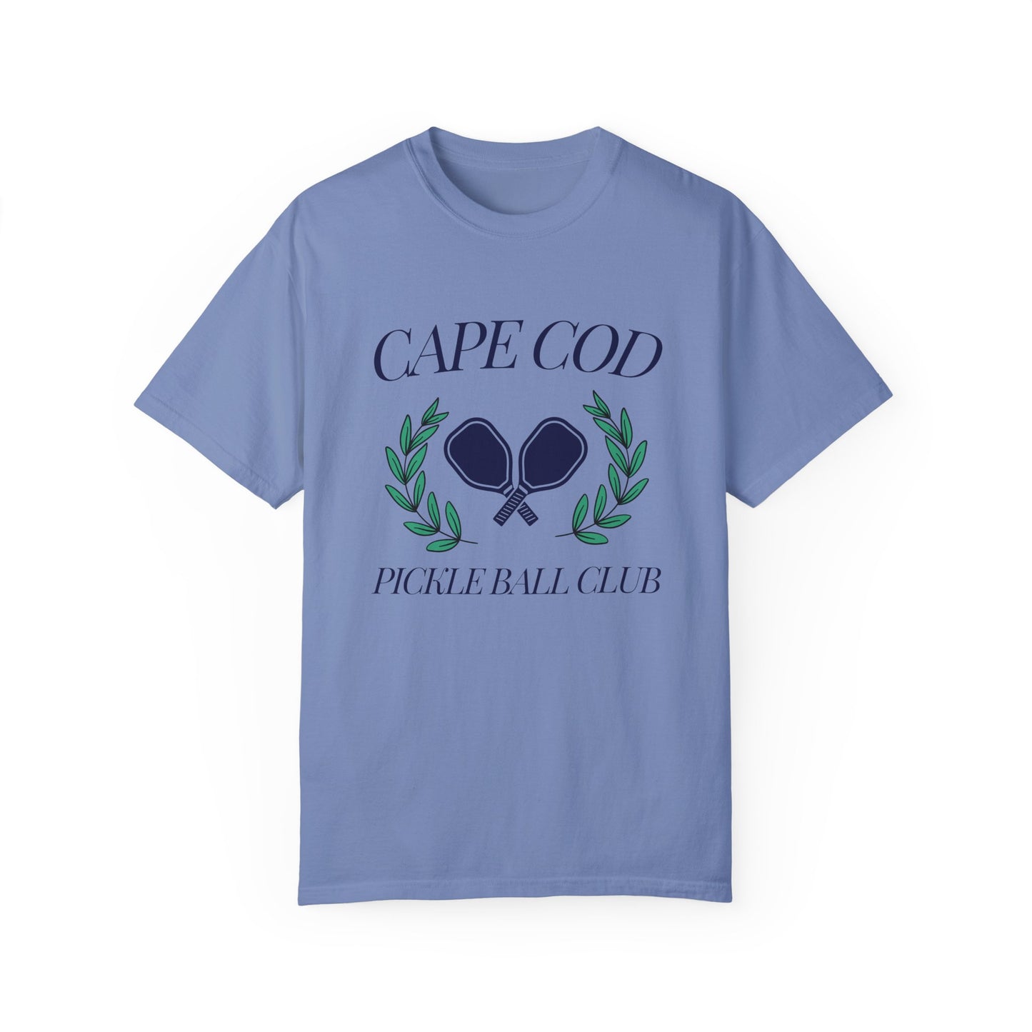 Comfort Colors Cape Cod Pickleball Club t-shirt with paddle and laurel design – unisex coastal tee for pickleball enthusiasts, available S–4XL.
