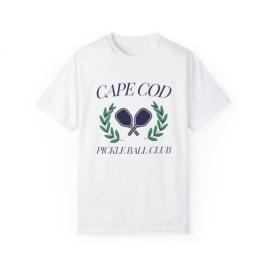 Comfort Colors Cape Cod Pickleball Club t-shirt with paddle and laurel design – unisex coastal tee for pickleball enthusiasts, available S–4XL.