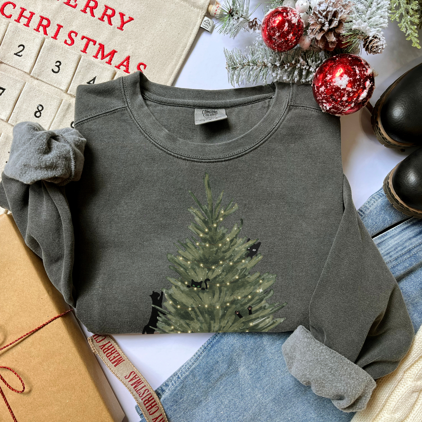 Cat Christmas Comfort Colors Sweatshirt, Minimalist Christmas Tree Cats Crewneck