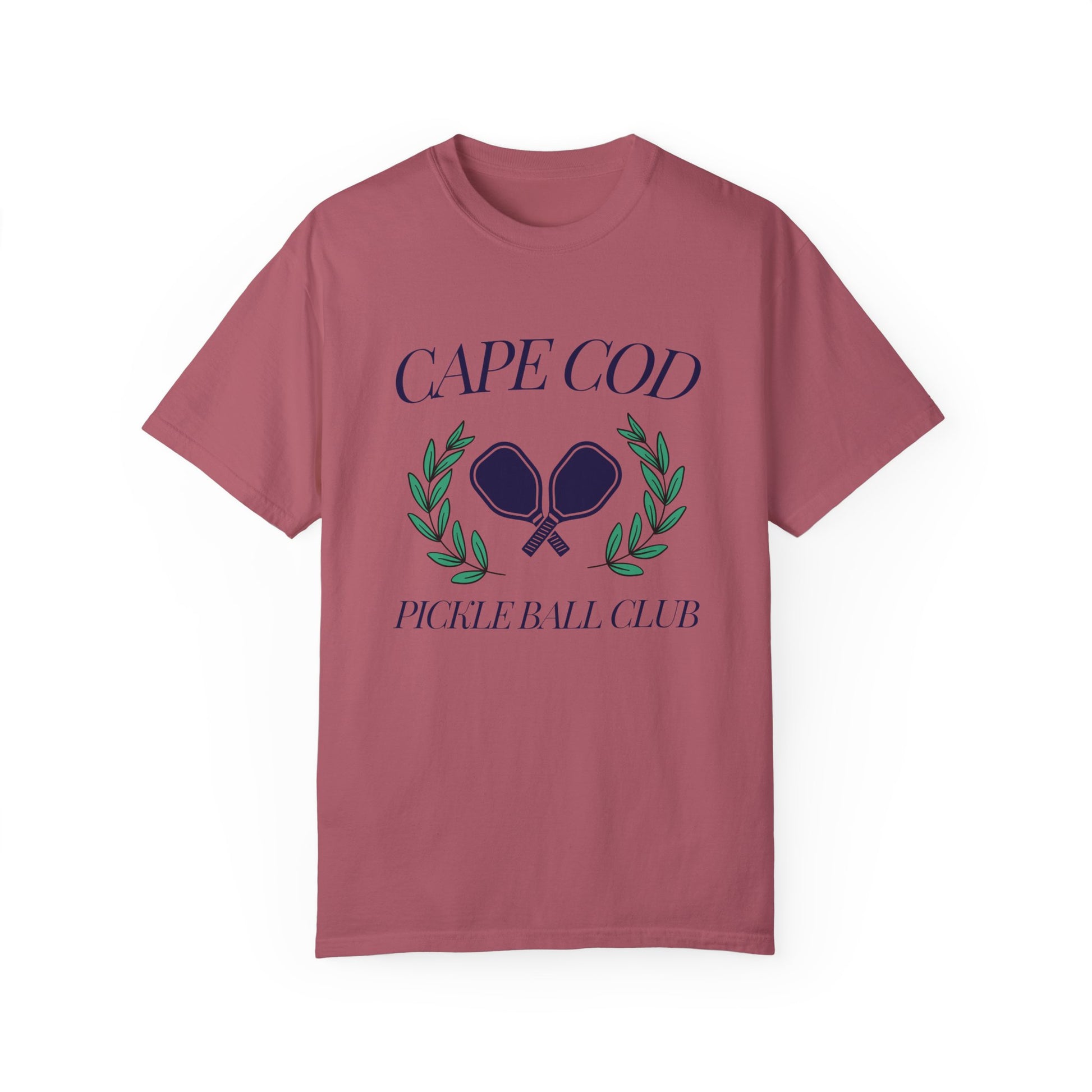 Comfort Colors Cape Cod Pickleball Club t-shirt with paddle and laurel design – unisex coastal tee for pickleball enthusiasts, available S–4XL.