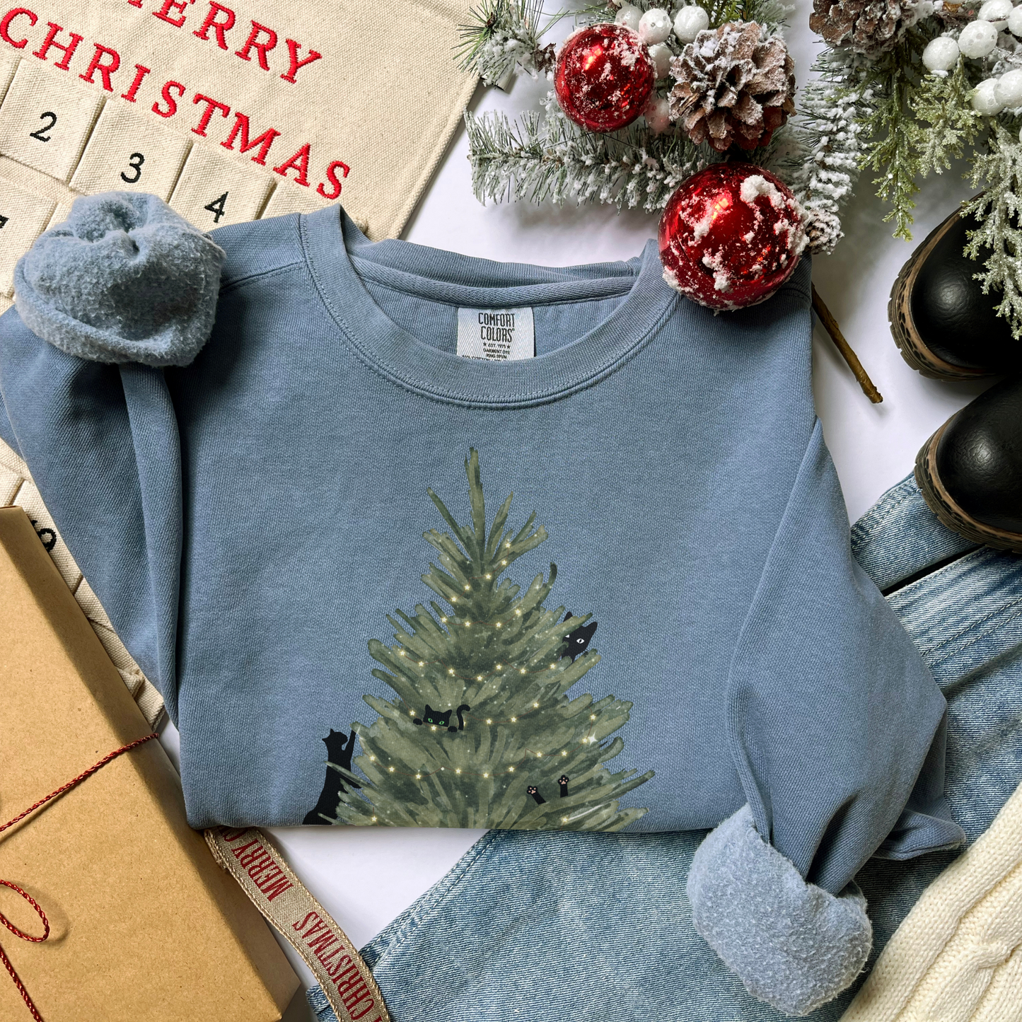 Cat Christmas Comfort Colors Sweatshirt, Minimalist Christmas Tree Cats Crewneck